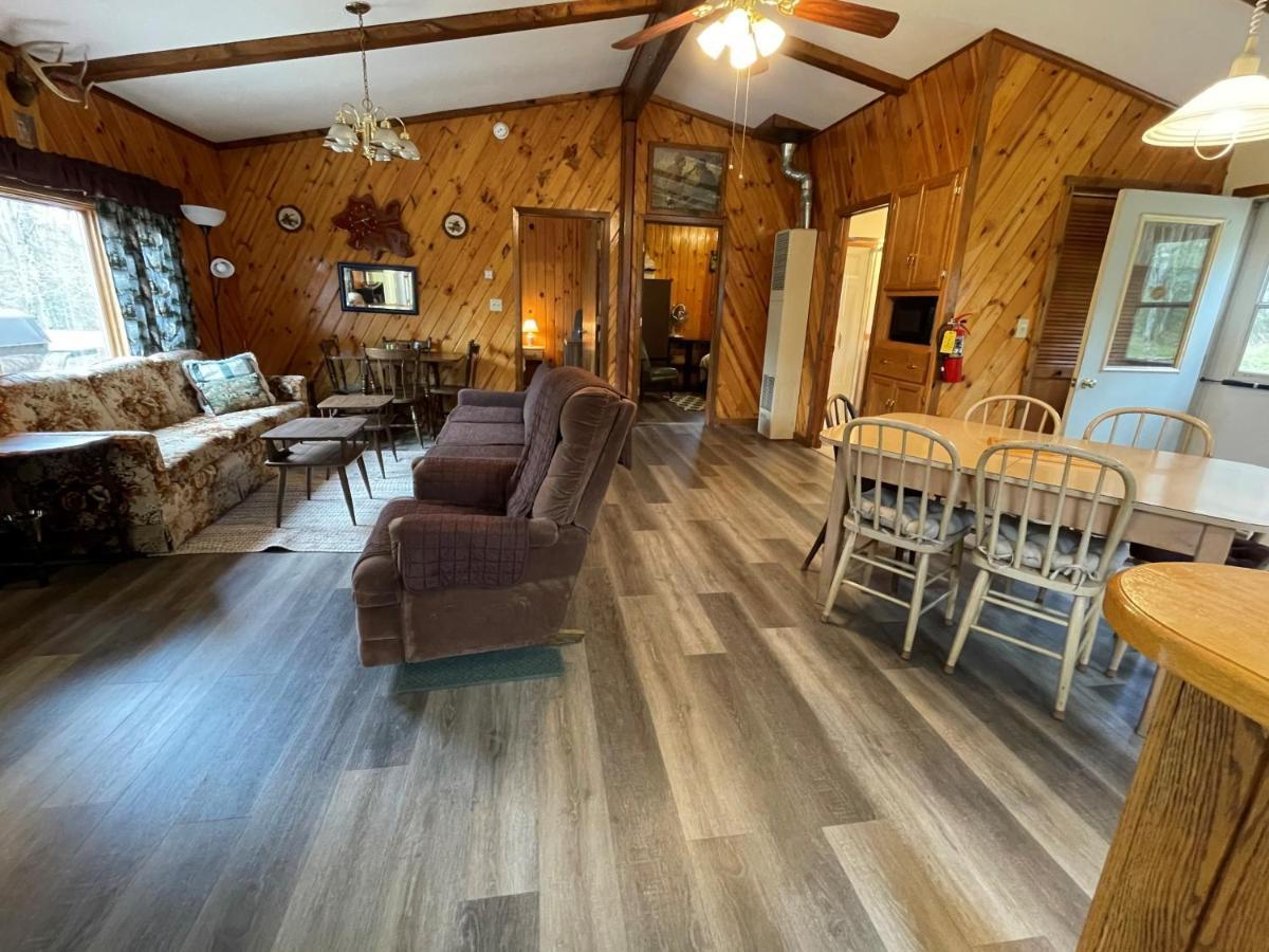 Montreal Grandpa Jim'S Cabin מראה חיצוני תמונה