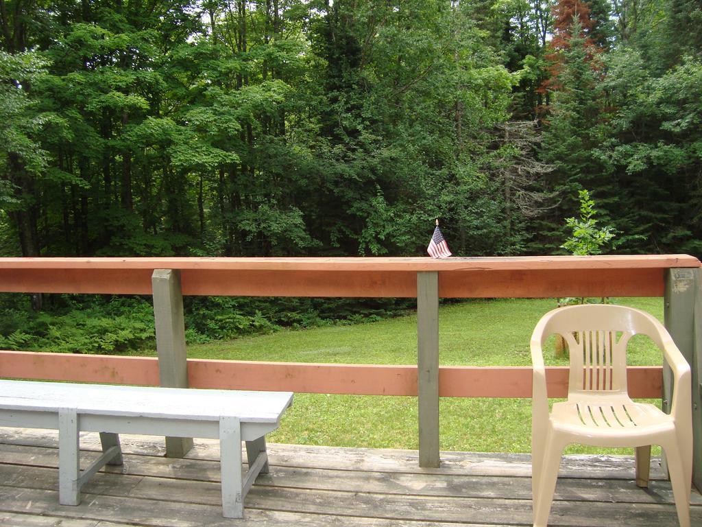 Montreal Grandpa Jim'S Cabin מראה חיצוני תמונה